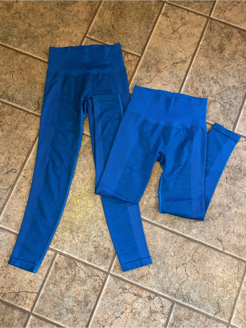 NWOT *Bundle of 2 pairs* All In Motion Women's Seamless High-Rise Leggings sz M